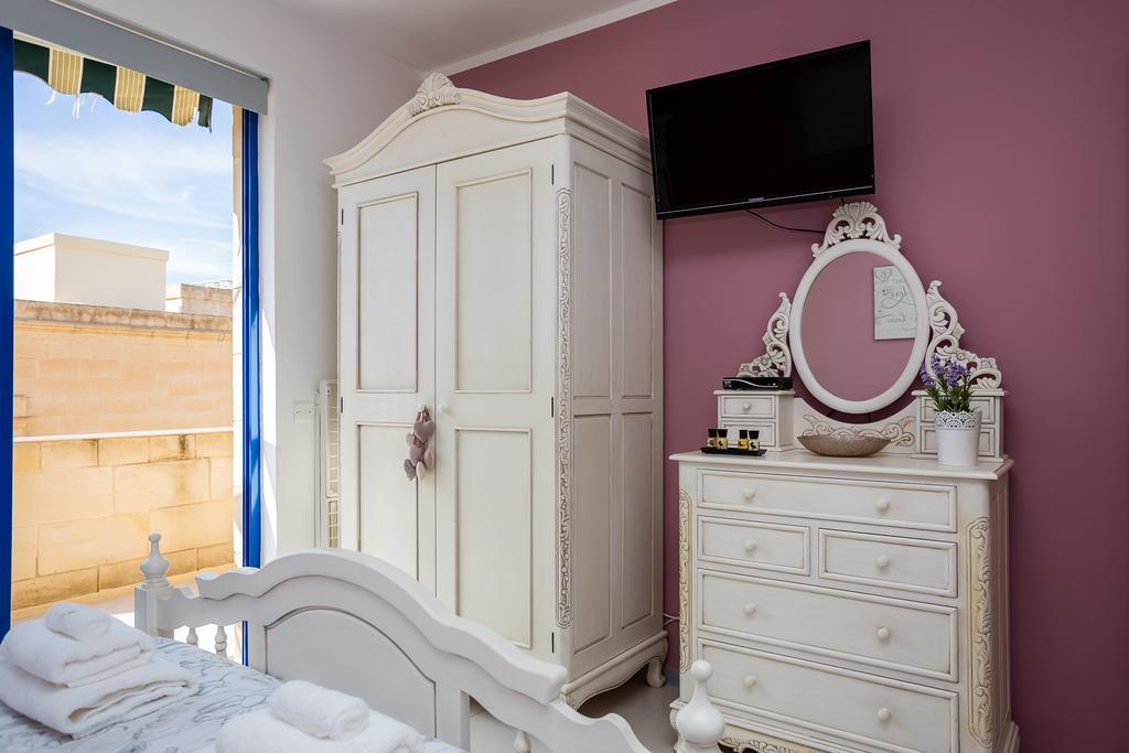 Apartmán Seaview Luxury Penthouse With Shared Swimming Pool Għajnsielem Exteriér fotografie