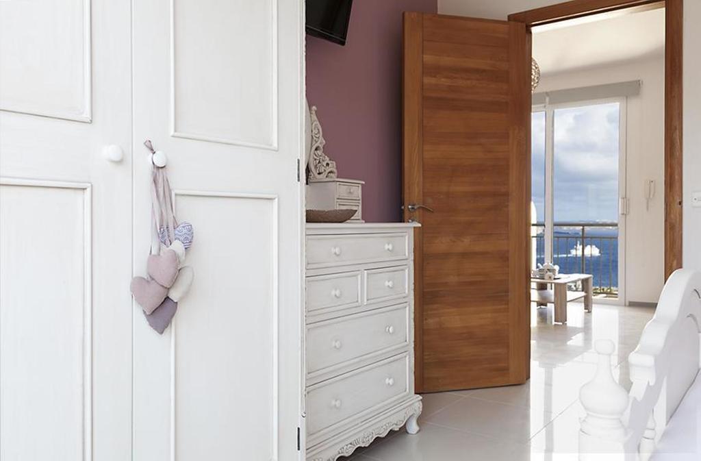 Apartmán Seaview Luxury Penthouse With Shared Swimming Pool Għajnsielem Exteriér fotografie
